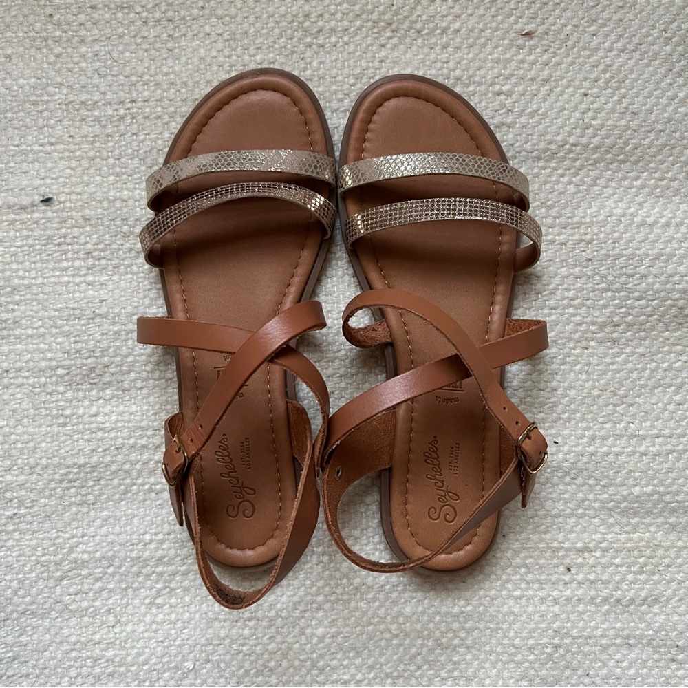 Seychelles Strappy Flat Sandals Size 7